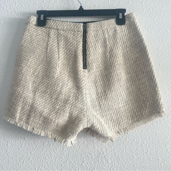 Free People Tweed Flat Front Fringed High Waisted Shorts Size 8 - Picture 6 of 9